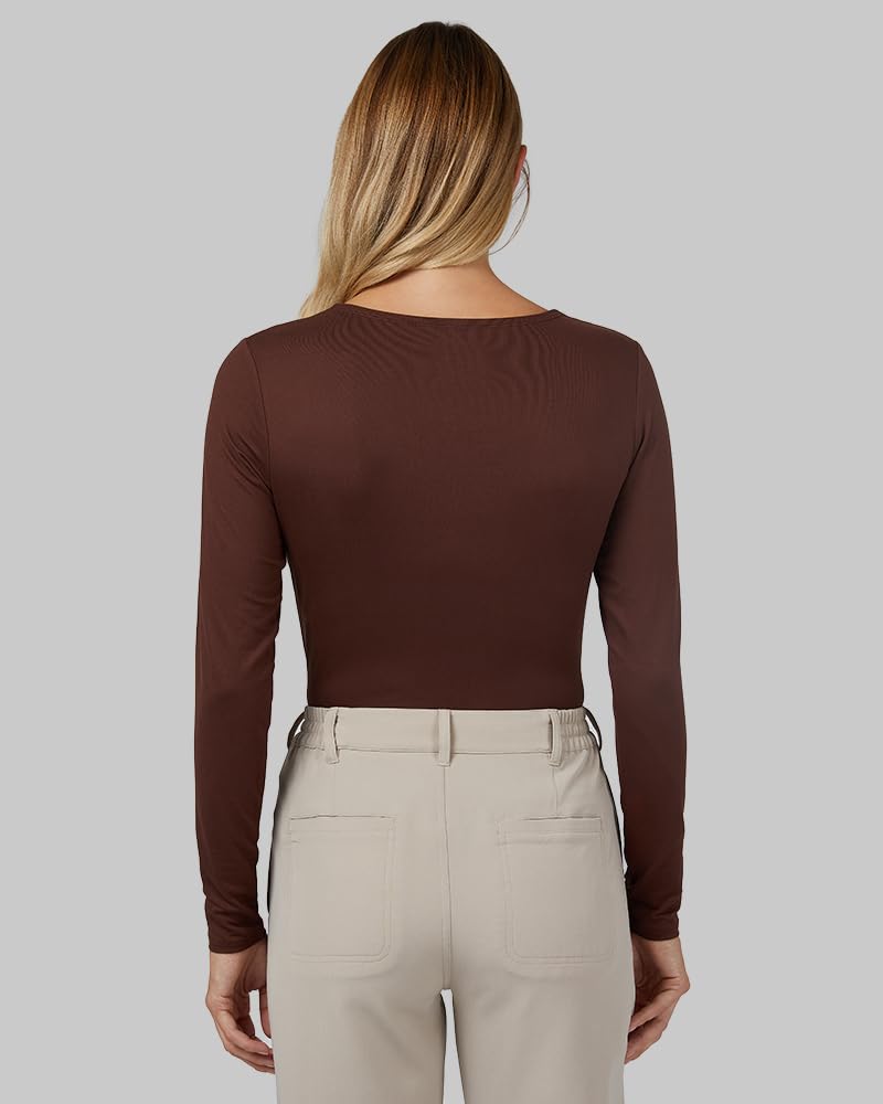 Women’s lightweight scoop neck baselayer top in cocoa color with soft stretch fabric from The Zayaan
