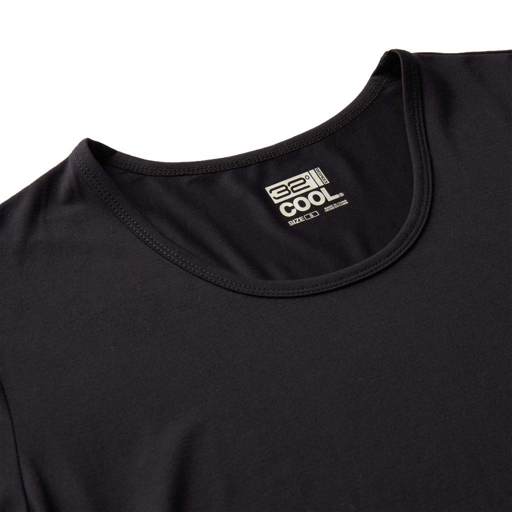 Women’s cool fitted t-shirt in black with moisture-wicking, stretch fabric by The Zayaan
