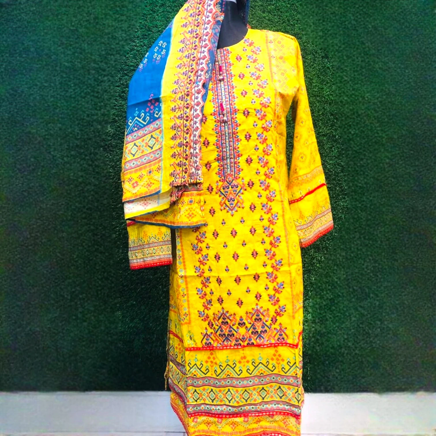 Riwayat Stitched Pakistani Cotton Three-Piece – Premium Ethnic Wear - Image 5